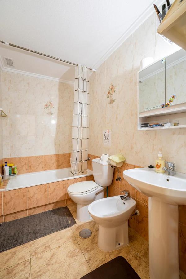Apartamento Compartido - Solo El Dormitorio Es Privado Torrevieja Dış mekan fotoğraf