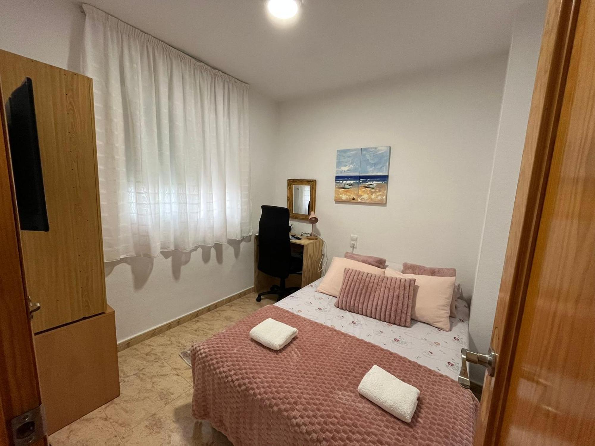 Apartamento Compartido - Solo El Dormitorio Es Privado Torrevieja Dış mekan fotoğraf